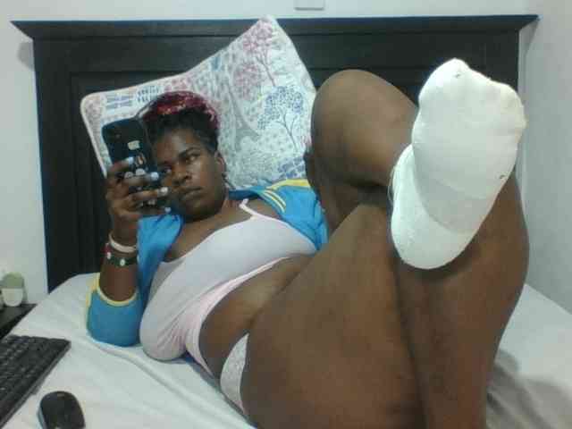 Sexyblacktits webcam