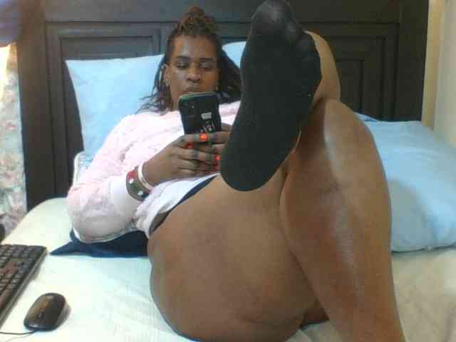 Sexyblacktits webcam