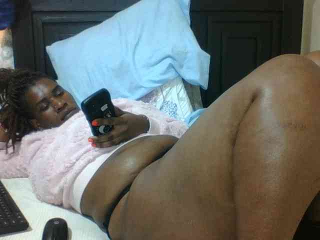 Sexyblacktits webcam