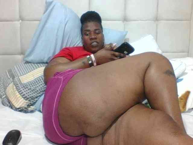Sexyblacktits webcam