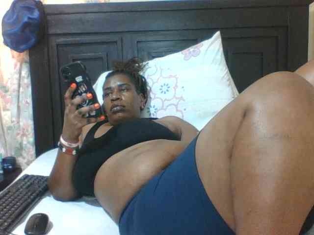 Sexyblacktits webcam