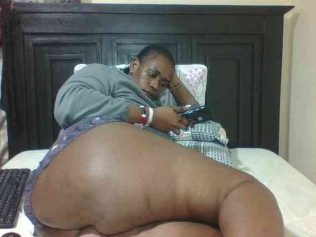 Sexyblacktits webcam