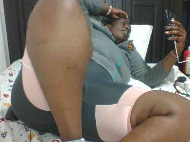 Sexyblacktits webcam