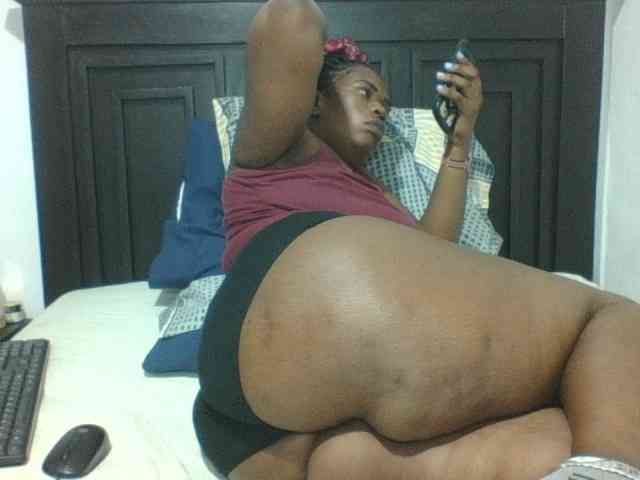 Sexyblacktits webcam