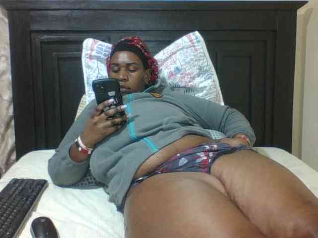 Sexyblacktits webcam