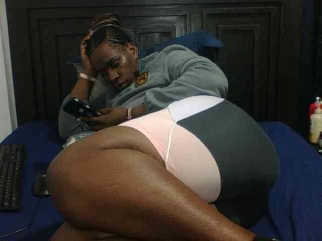 Sexyblacktits webcam