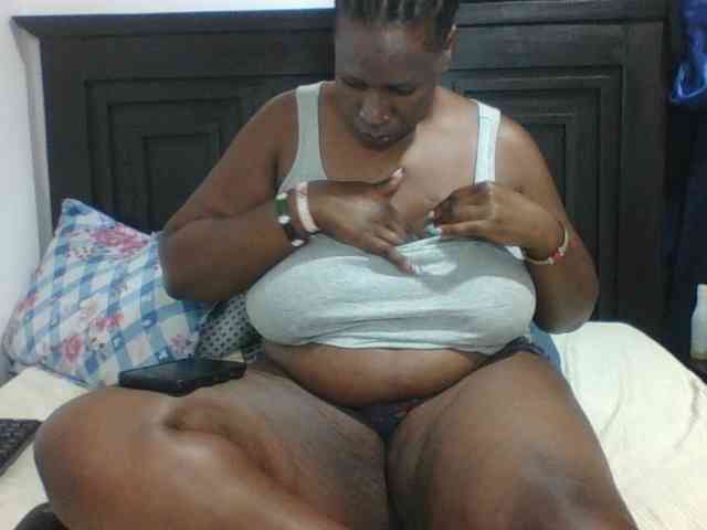 Sexyblacktits webcam