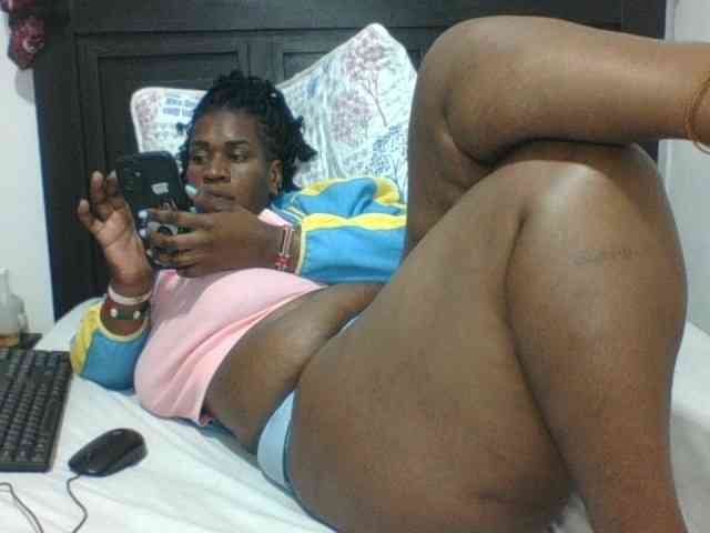 Sexyblacktits webcam