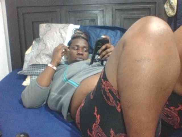 Sexyblacktits webcam