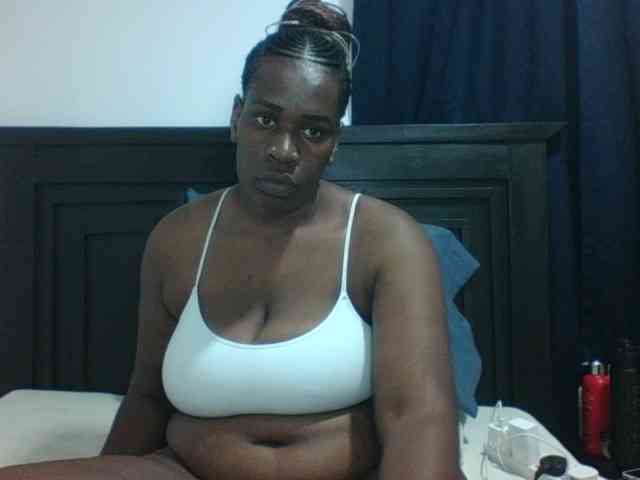 Sexyblacktits webcam