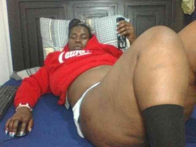 Sexyblacktits webcam