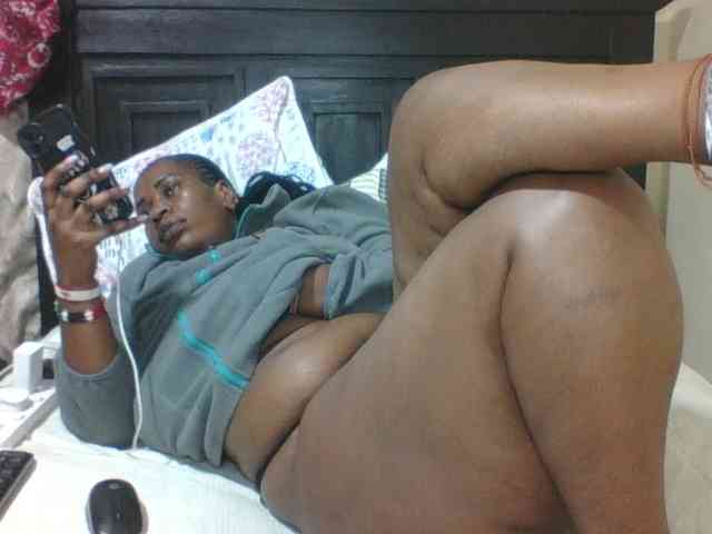 Sexyblacktits webcam