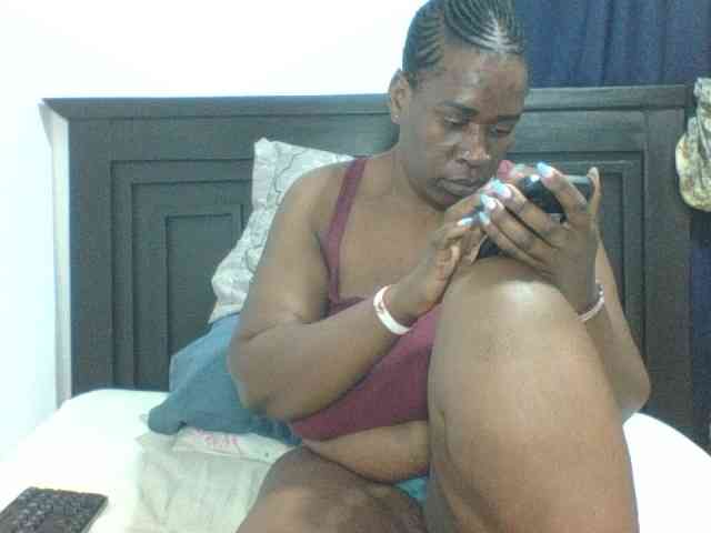 Sexyblacktits webcam