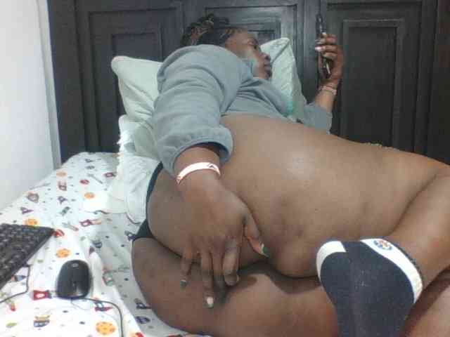 Sexyblacktits webcam