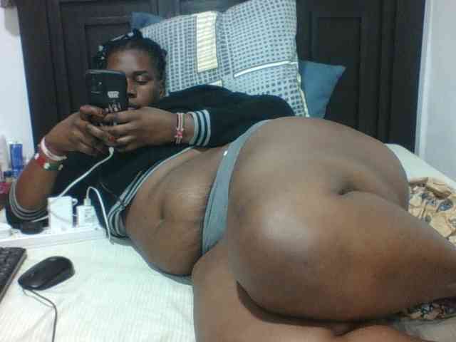 Sexyblacktits webcam