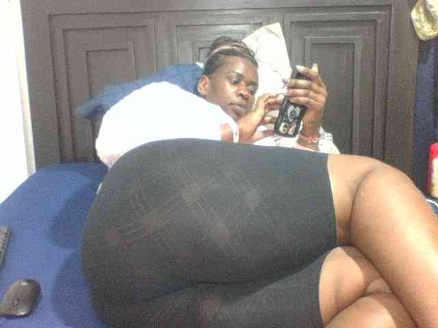 Sexyblacktits webcam