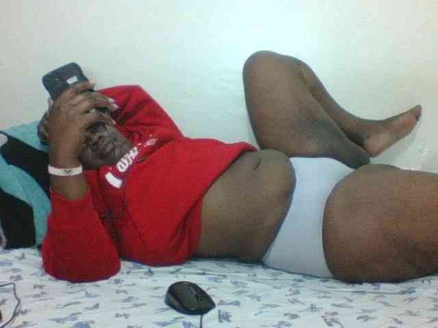 Sexyblacktits webcam