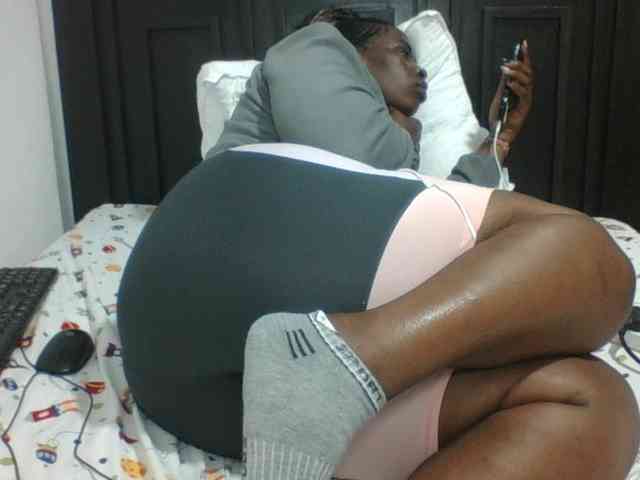 Sexyblacktits webcam