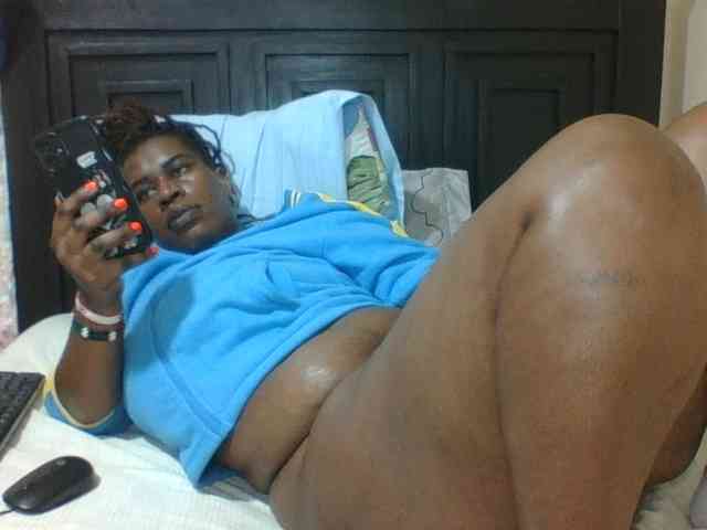 Sexyblacktits webcam