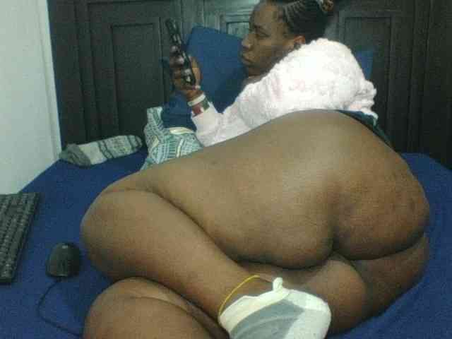 Sexyblacktits webcam