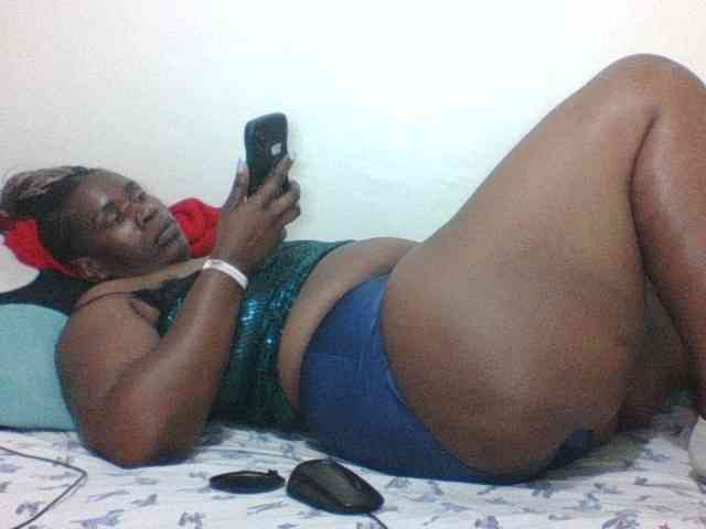 Sexyblacktits webcam