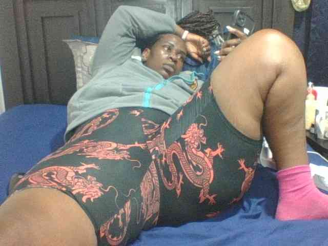 Sexyblacktits webcam