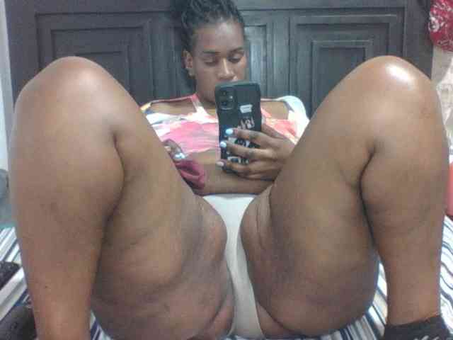 Sexyblacktits webcam