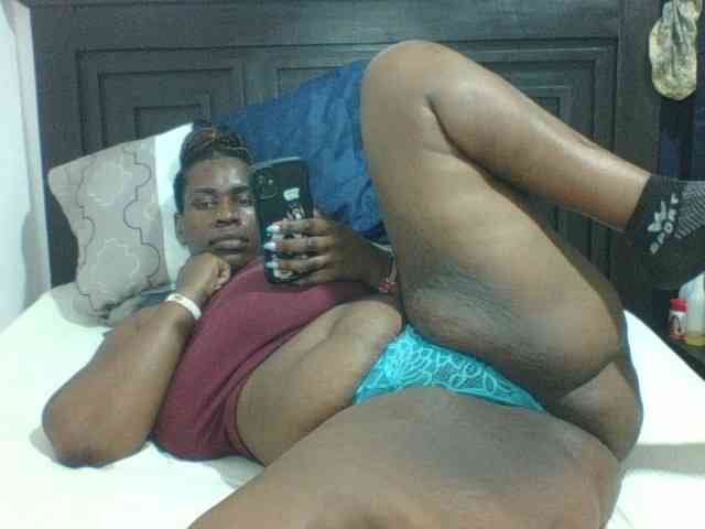 Sexyblacktits webcam