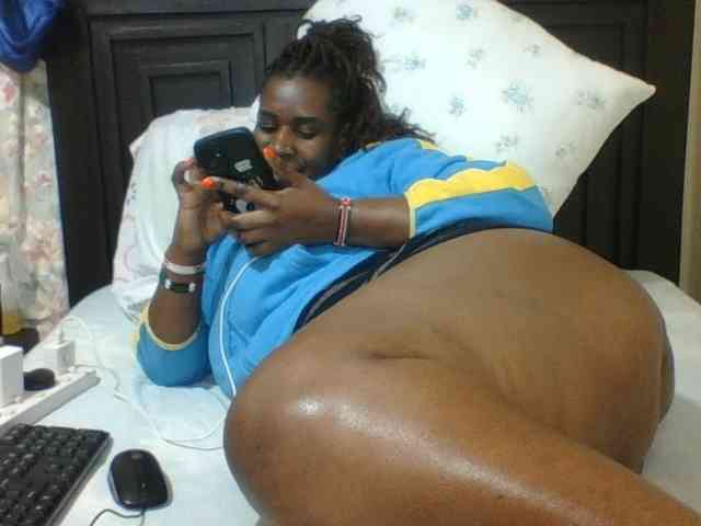 Sexyblacktits webcam