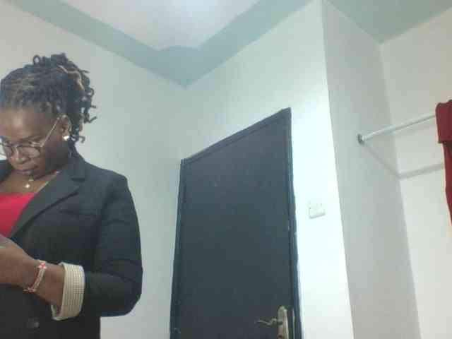 Sexyblacktits webcam