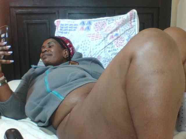 Sexyblacktits webcam