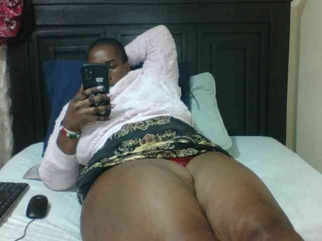 Sexyblacktits webcam