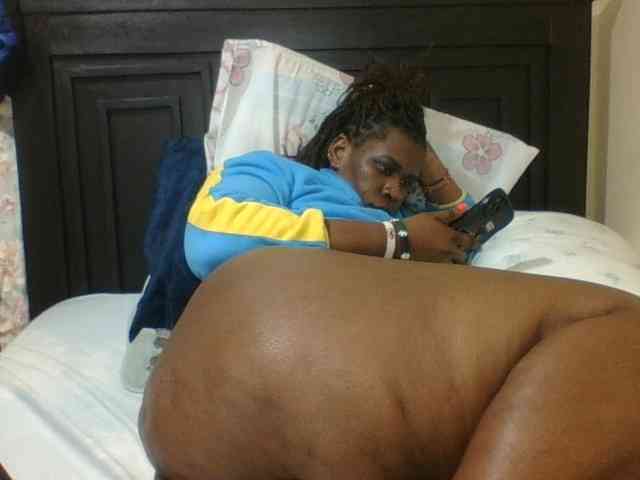 Sexyblacktits webcam