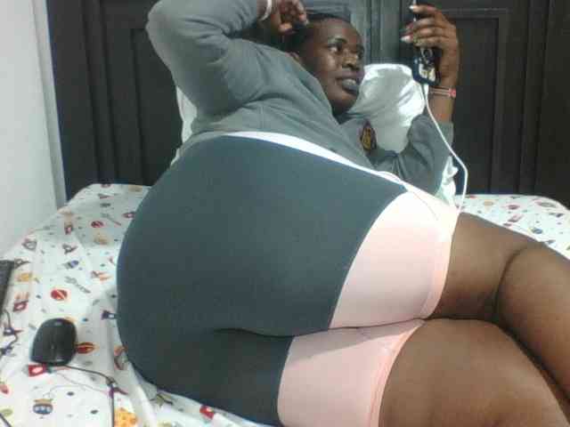 Sexyblacktits webcam