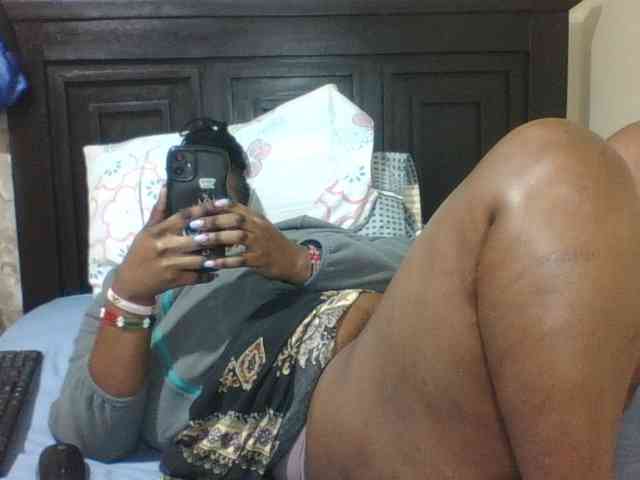 Sexyblacktits webcam