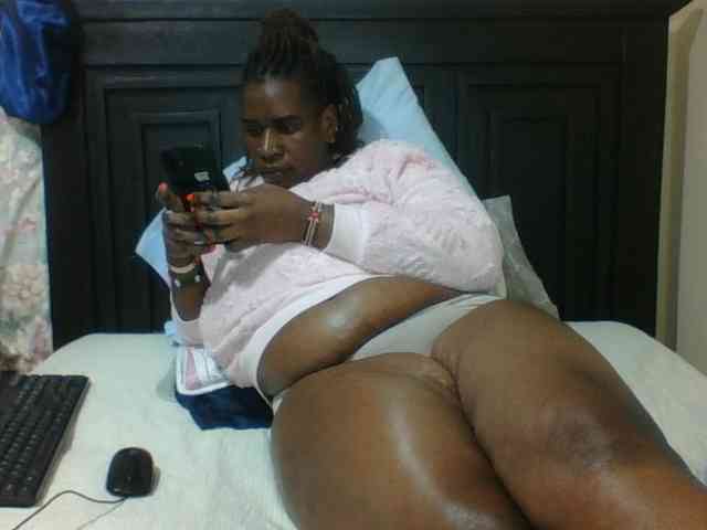 Sexyblacktits webcam