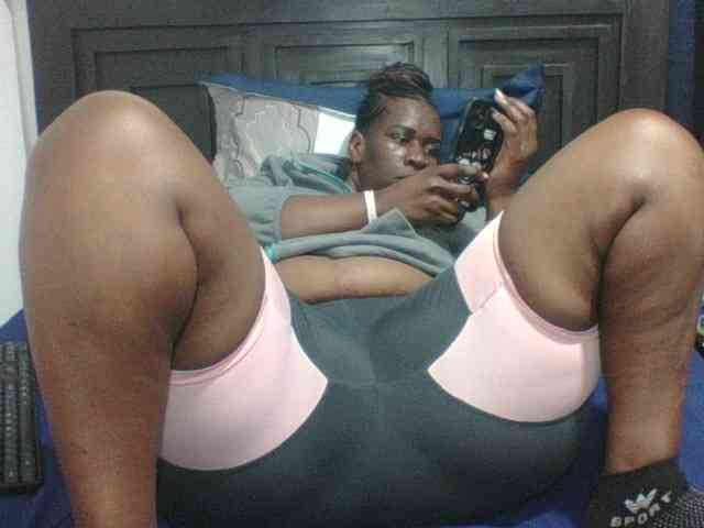 Sexyblacktits webcam