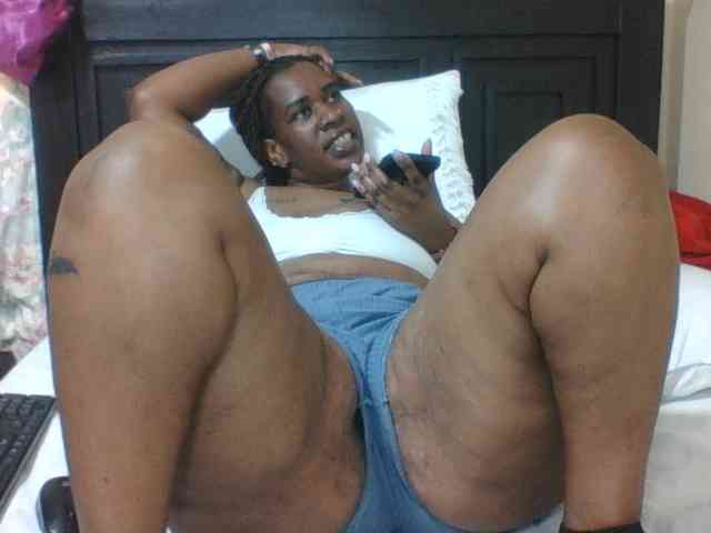 Sexyblacktits webcam