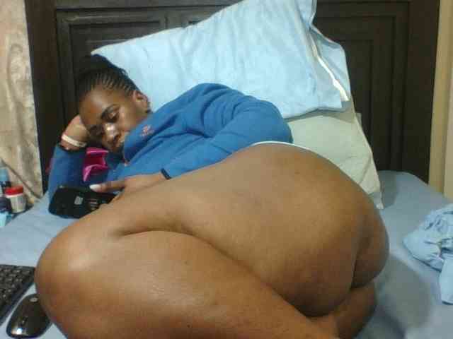 Sexyblacktits webcam