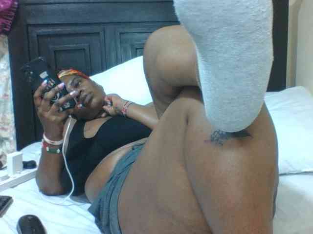 Sexyblacktits webcam