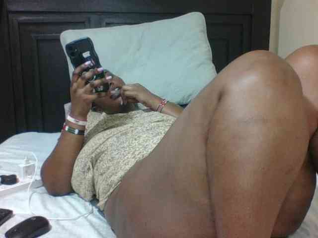 Sexyblacktits webcam