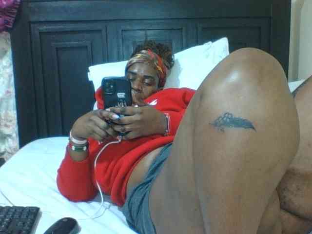 Sexyblacktits webcam
