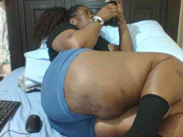 Sexyblacktits webcam