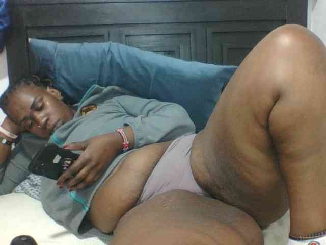 Sexyblacktits webcam
