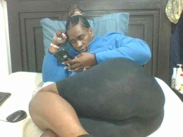 Sexyblacktits webcam