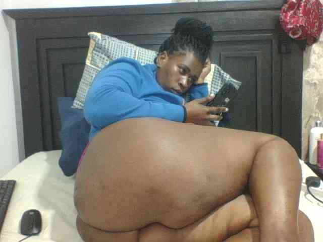 Sexyblacktits webcam