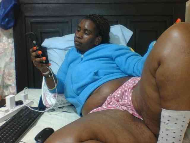 Sexyblacktits webcam