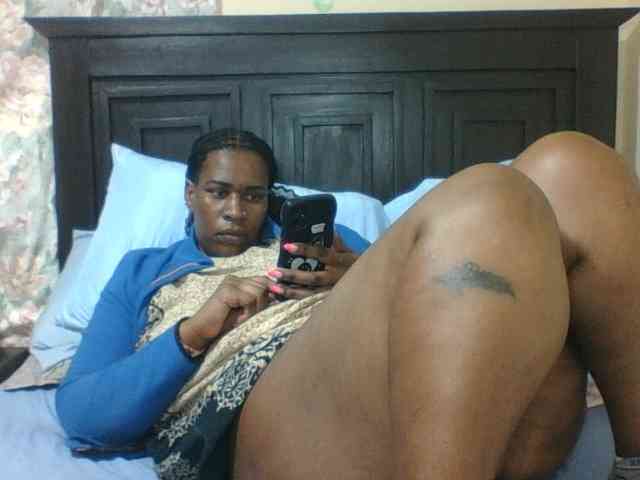Sexyblacktits webcam