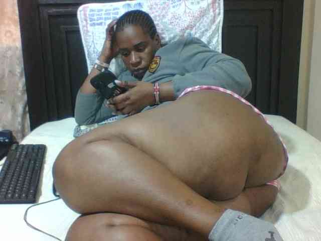 Sexyblacktits webcam