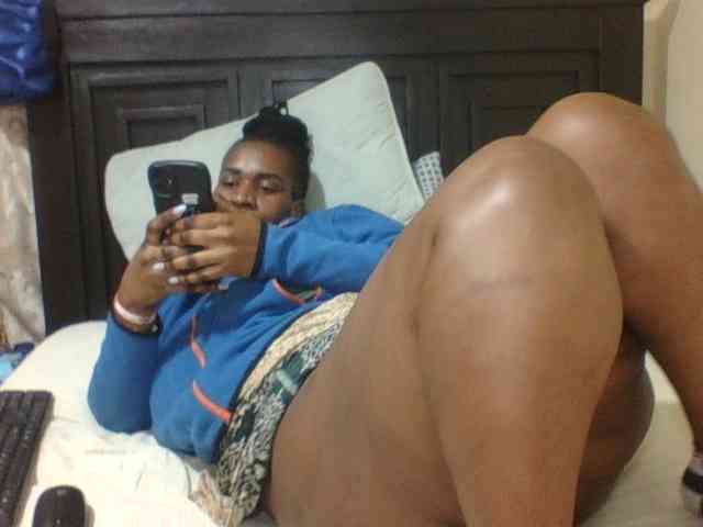 Sexyblacktits webcam